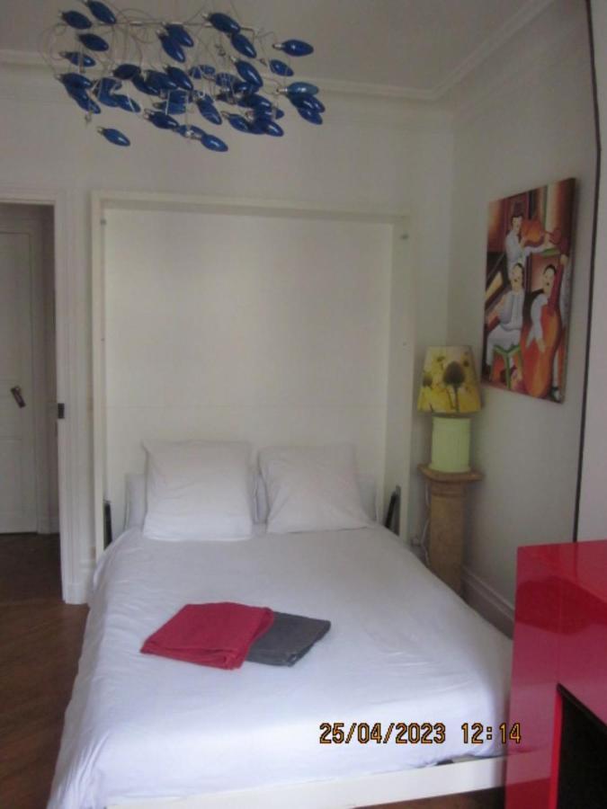 Bed And Breakfast Paris Centre Exterior foto
